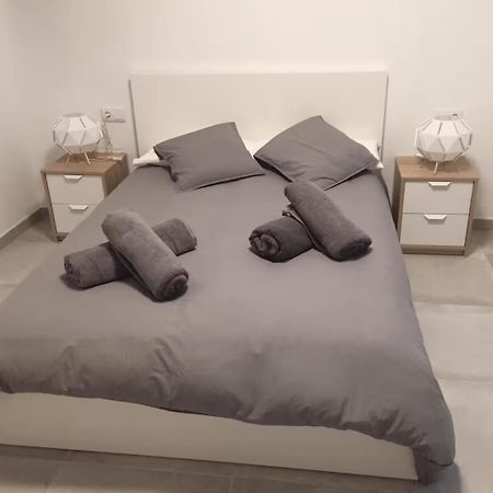Ferienwohnung Vivienda Junto A Ruzafa - 12 Pax Y Mas Valencia Exterior foto