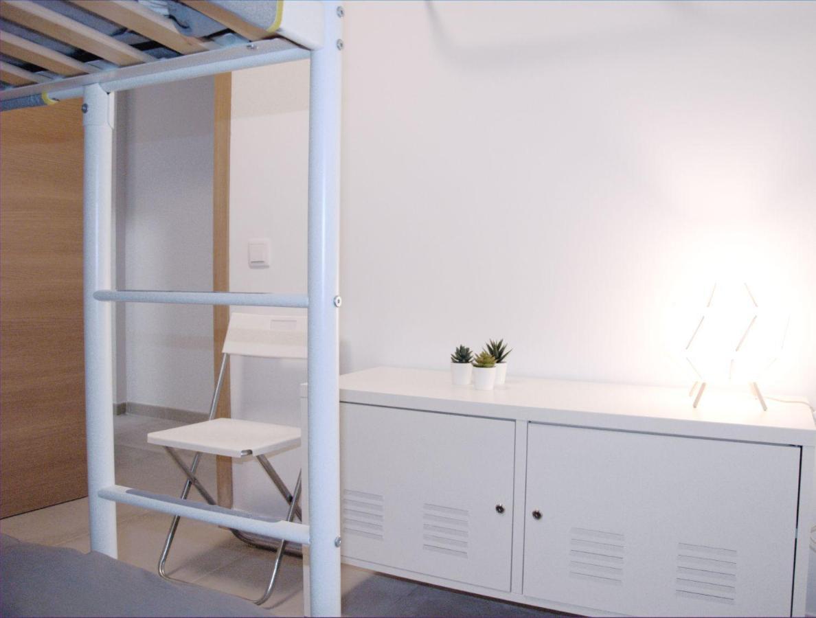 Ferienwohnung Vivienda Junto A Ruzafa - 12 Pax Y Mas Valencia Exterior foto