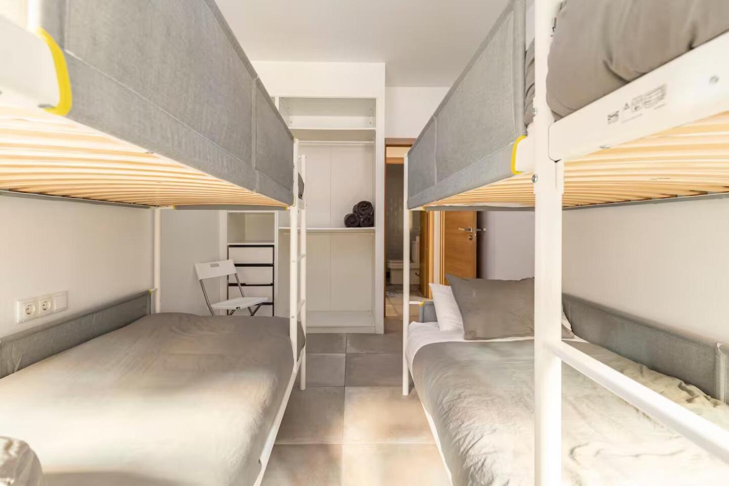 Ferienwohnung Vivienda Junto A Ruzafa - 12 Pax Y Mas Valencia Exterior foto