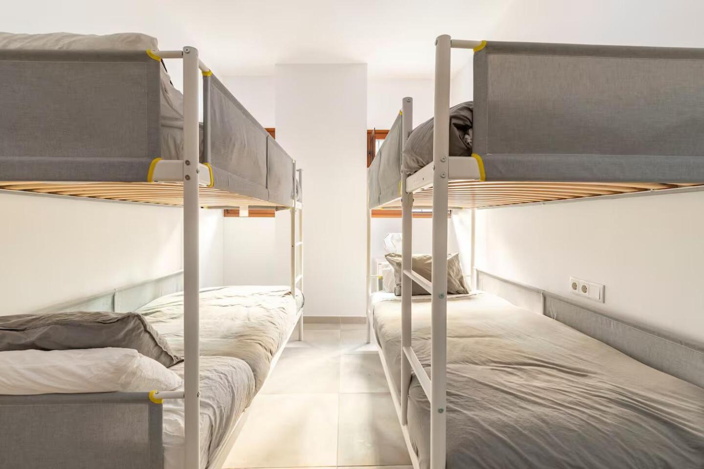 Ferienwohnung Vivienda Junto A Ruzafa - 12 Pax Y Mas Valencia Exterior foto